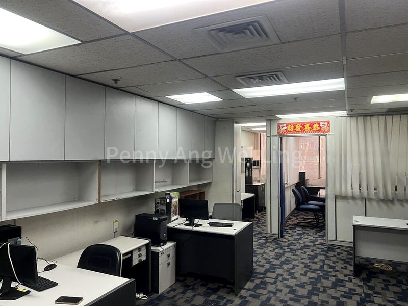 Office for Rent: International Plaza - Image 3