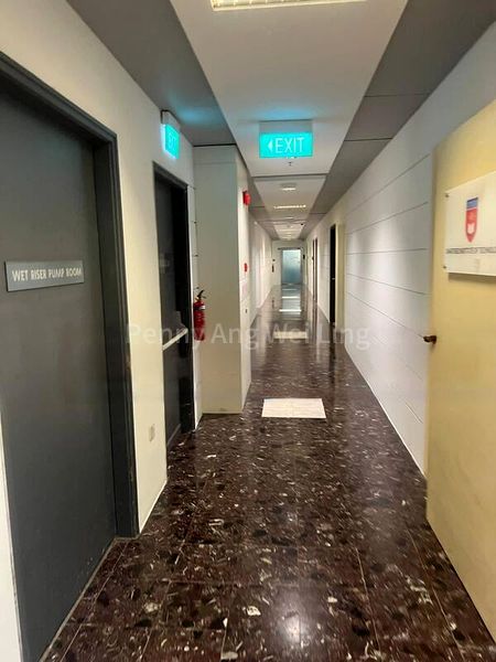 Office for Rent: International Plaza - Image 6