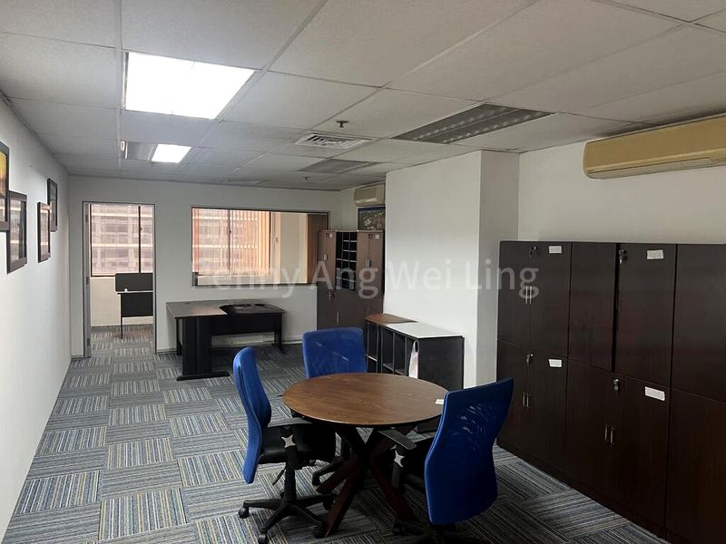 Office for Rent: International Plaza - Image 9