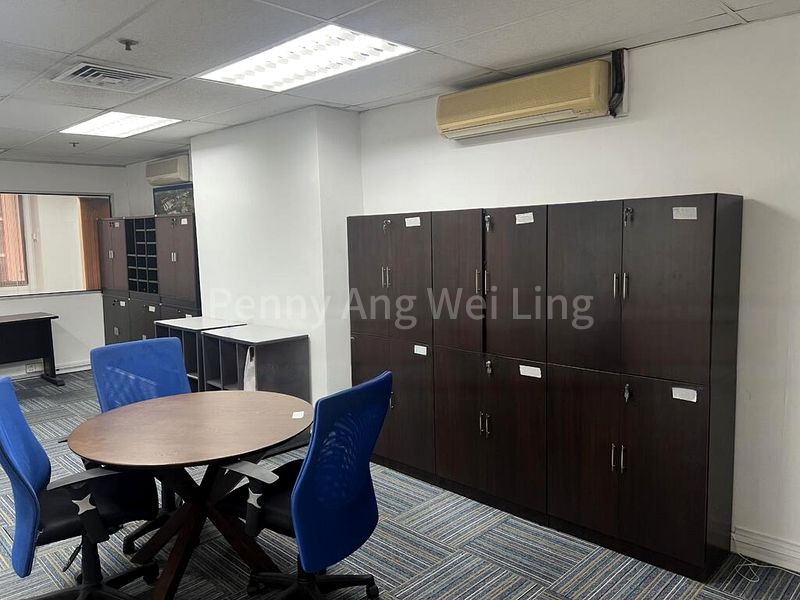 Office for Rent: International Plaza - Image 12