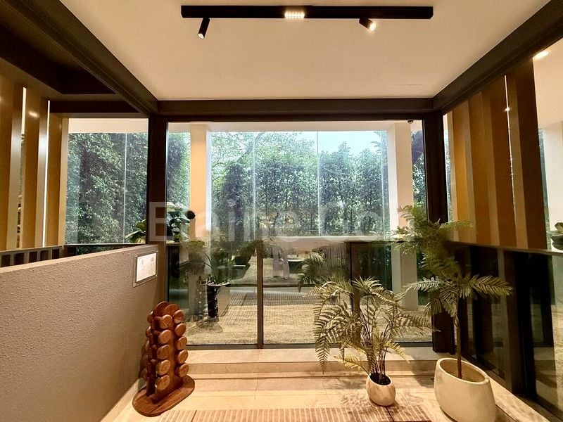 3 Bed Condo for Sale in  Meyer Road - Image 2