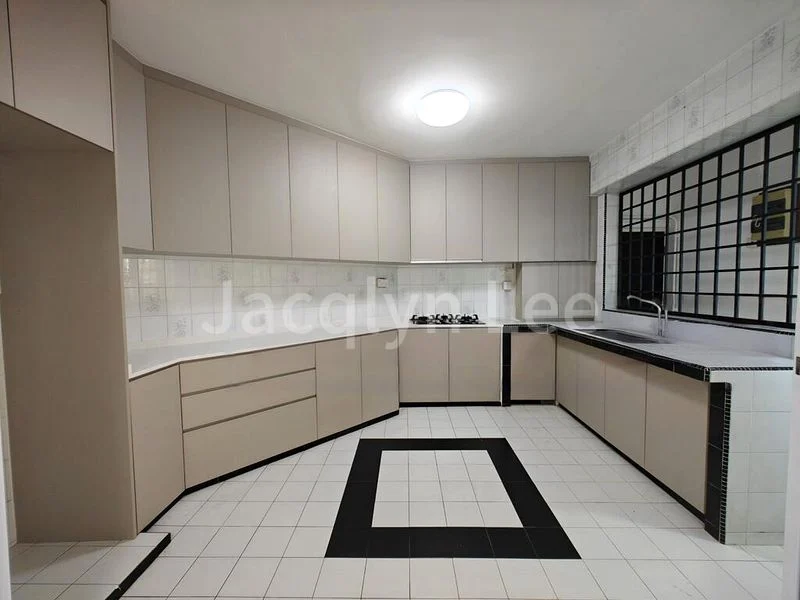 3 Bed Apartment (Condo) for Rent in Laguna Park - Image 1