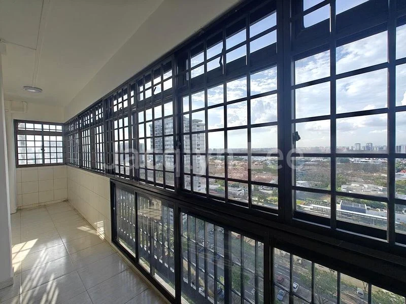 3 Bed Apartment (Condo) for Rent in Laguna Park - Image 4