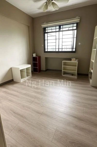 5 Room (5I) HDB for Rent in 493 Admiralty Link - Image 4