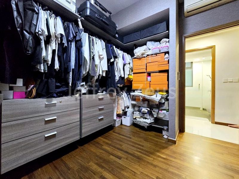 3 Bed Condo for Sale in  Double Bay Residences - Image 12