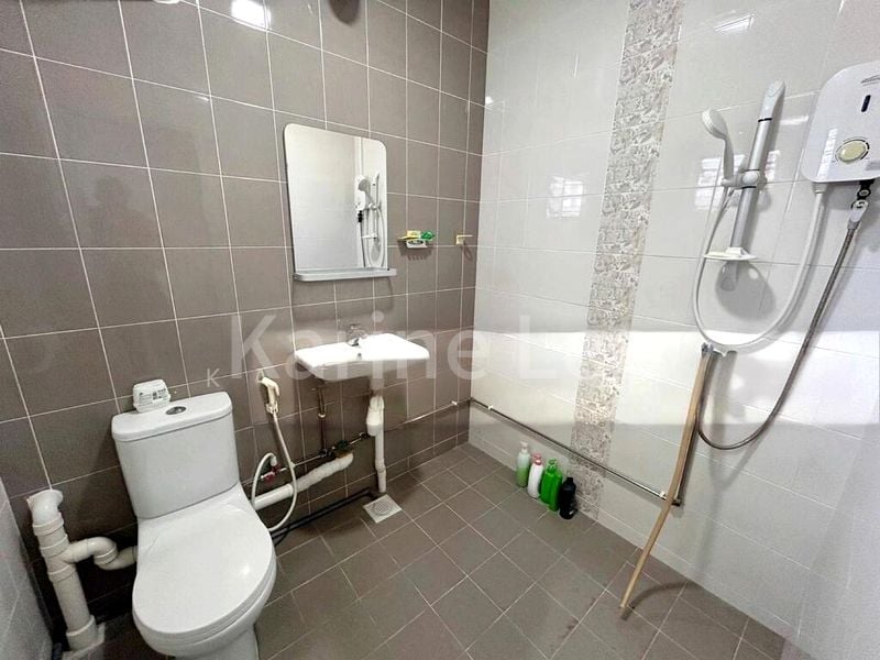 3 Room (3A) HDB for Sale in 339 Bukit Batok Street 34 - Image 8