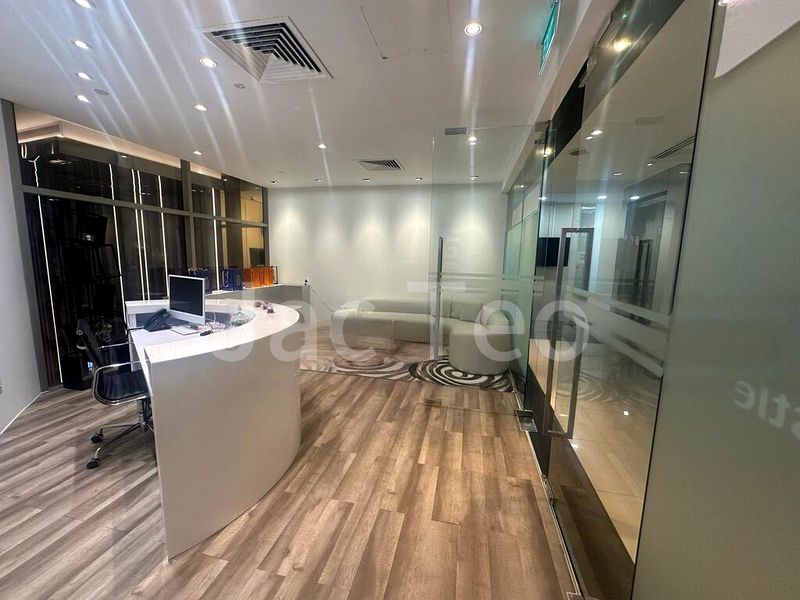 Office for Rent: EFG building - Image 12