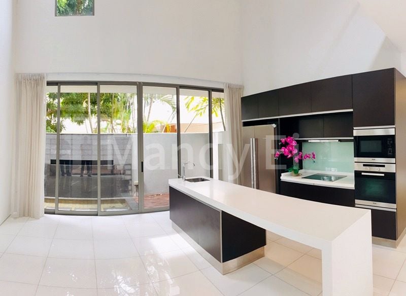 5 Bed Bungalow (Landed) for Rent in Tan Kim Cheng Road - Image 1