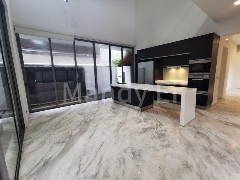 5 Bed Bungalow (Landed) for Rent in Tan Kim Cheng Road - Image 12