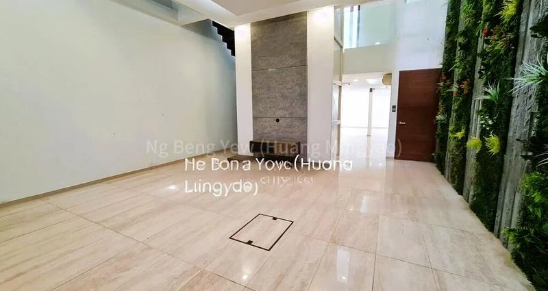 4 Bed Terraced House (Landed) for Sale in  Jalan Elok - Image 5