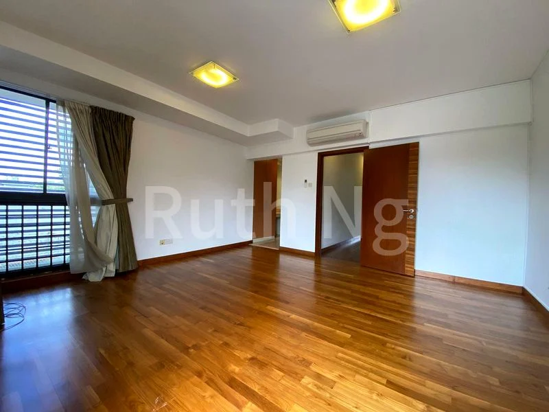 5 Bed Semi-Detached House (Landed) for Rent in  Bukit Villas - Image 7