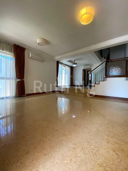 5 Bed Semi-Detached House (Landed) for Rent in  Bukit Villas - Image 4