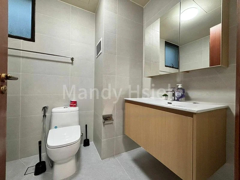 Master Room (Condo) for Rent in  Parc Oasis - Image 11