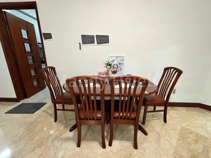 Master Room (Condo) for Rent in  Parc Oasis - Image 10