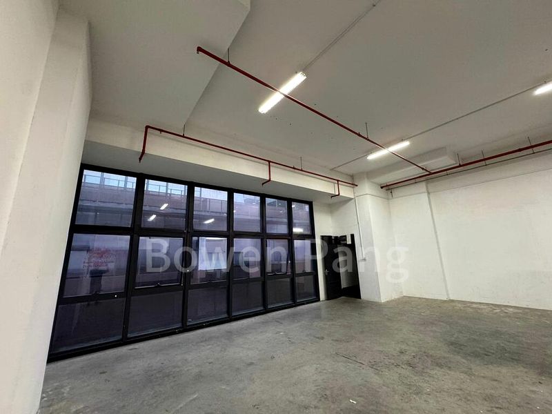 Light Industrial (B1) for Sale: Woodlands Horizon - Image 3