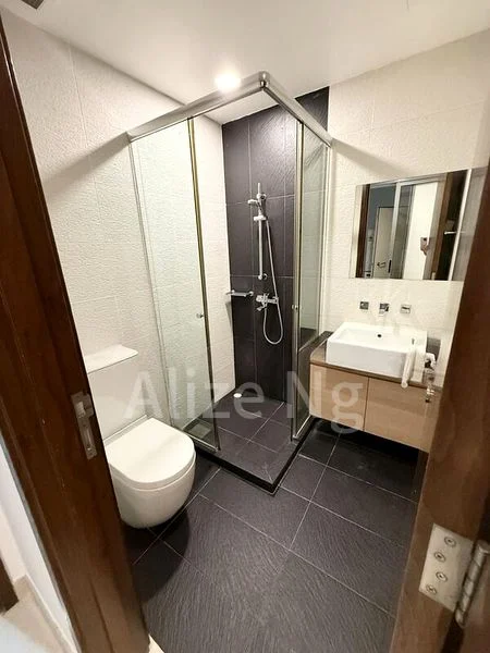 4 Bed Terraced House (Landed) for Rent in  Milford Villas - Image 7