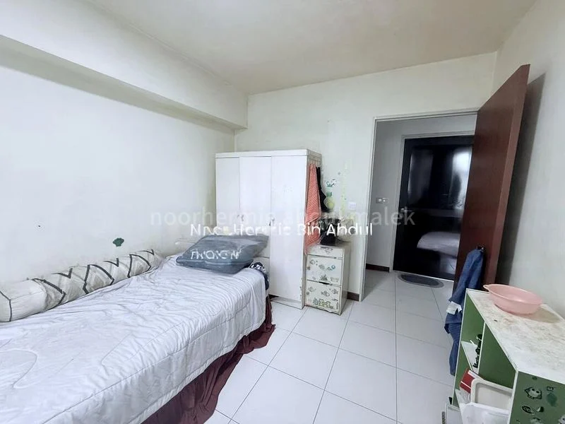 4 Room (4A) HDB for Sale in  2B Geylang Serai - Image 3