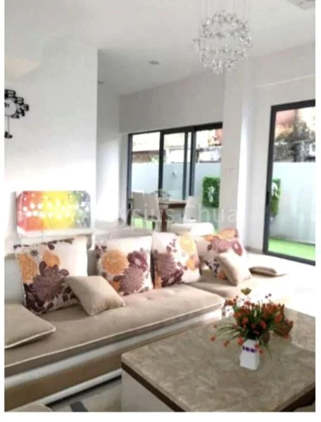 6 Bed Semi-Detached House (Landed) for Sale in  Springleaf Villas - Image 2