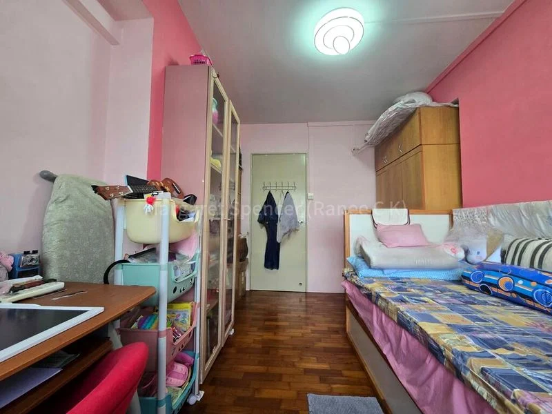 4 Room (4A) HDB for Rent in  440 Fajar Road - Image 3