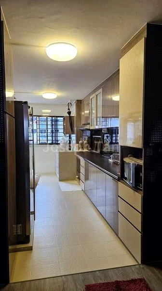 Common Room (HDB) for Rent in  328 Serangoon Avenue 3 - Image 6