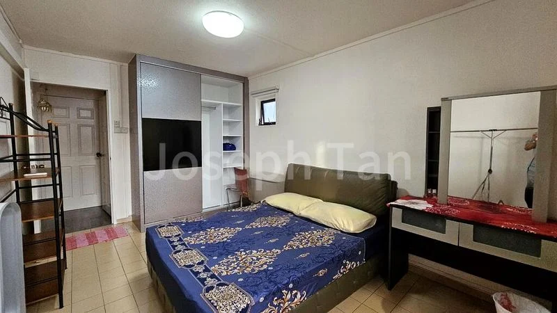 Common Room (HDB) for Rent in  328 Serangoon Avenue 3 - Image 3