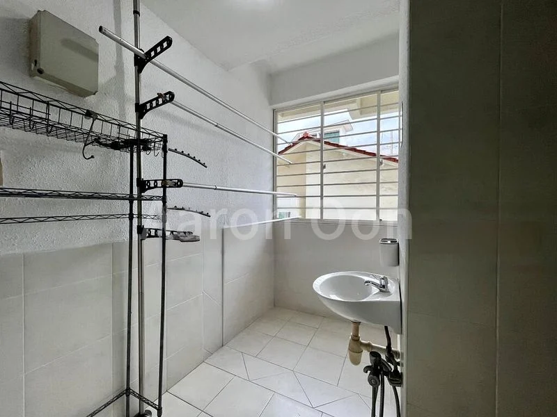 3 Bed Apartment (Condo) for Rent in  D'saville - Image 6