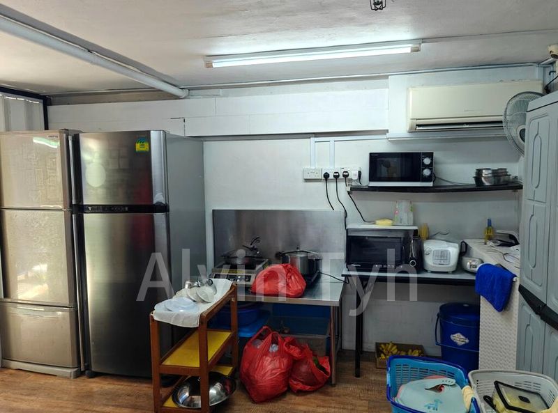 Other Retail for Rent: Kingston Terrace - Image 6