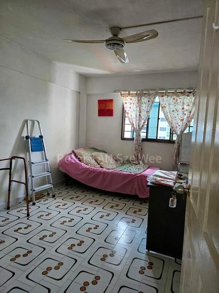 4 Room (4NG) HDB for Sale in  546 Ang Mo Kio Avenue 10 - Image 9