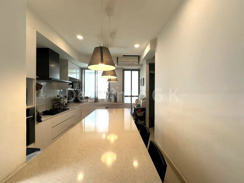 4 Bed Condo for Sale in  Park Green - Image 4
