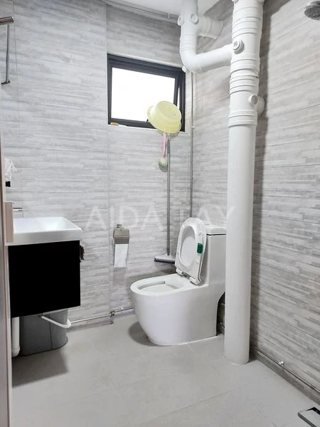 Common Room (HDB) for Rent in  239 Jurong East Street 21 - Image 6