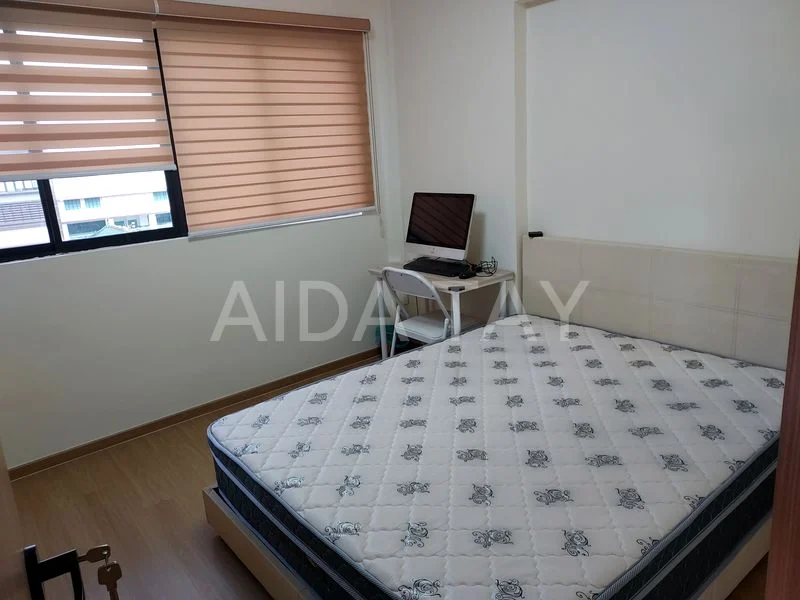Common Room (HDB) for Rent in  239 Jurong East Street 21 - Image 4
