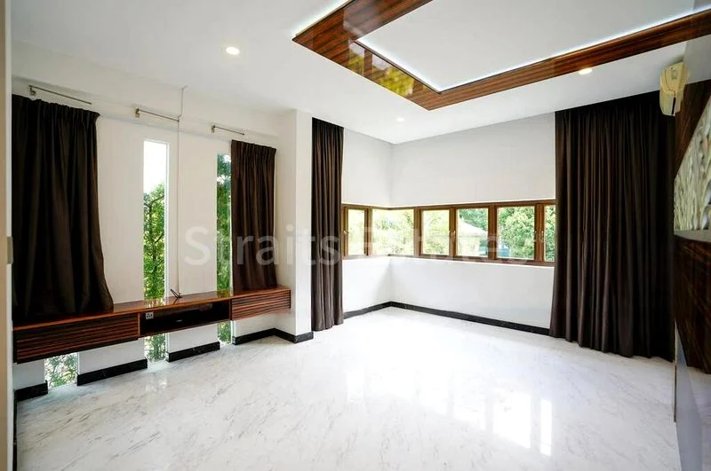 6 Bed Bungalow (Landed) for Rent in  Cove Way - Image 8