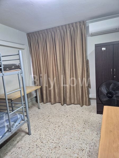Common Room (HDB) for Rent in  102 Jalan Rajah - Image 1