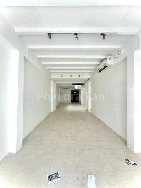 Shop / Shophouse for Rent: Little India Shophouse, Near Tekka Centre - Image 9