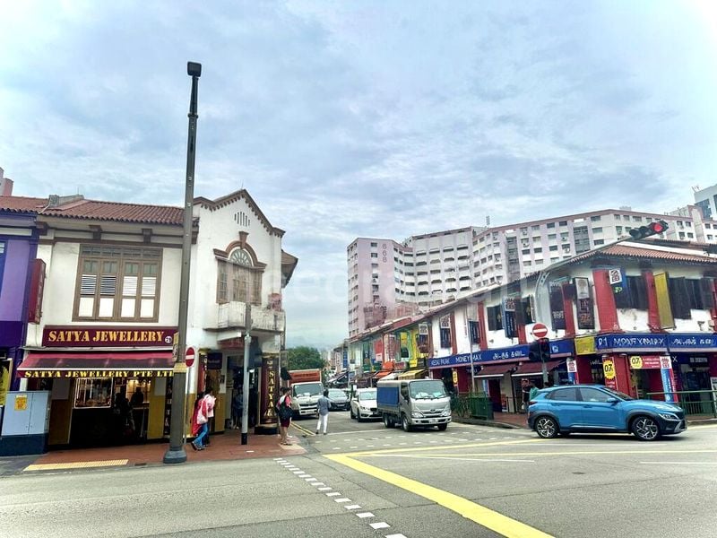 Shop / Shophouse for Rent: Little India Shophouse, Near Tekka Centre - Image 5