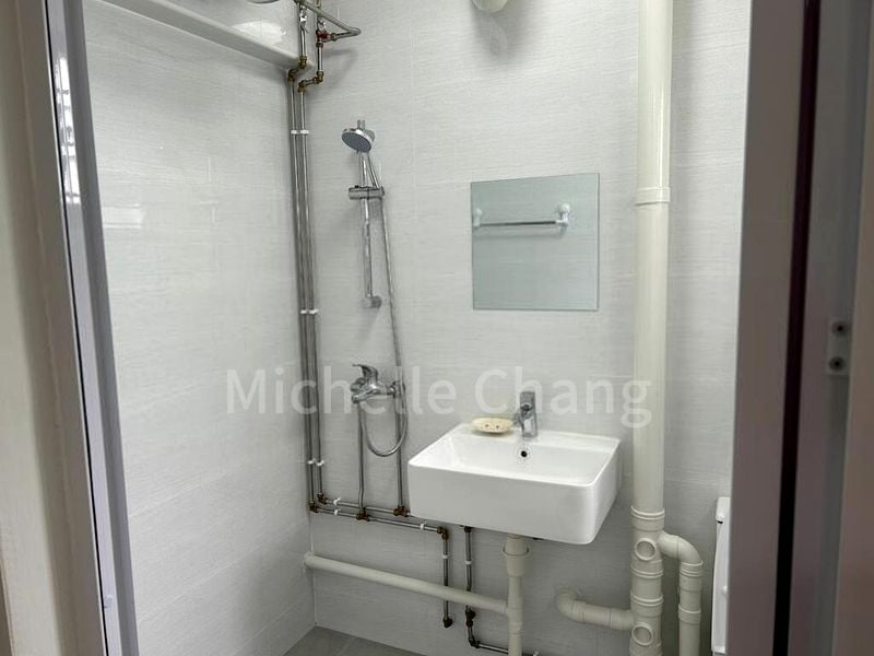 4 Room (4A) HDB for Rent in 329 Yishun Ring Road - Image 6