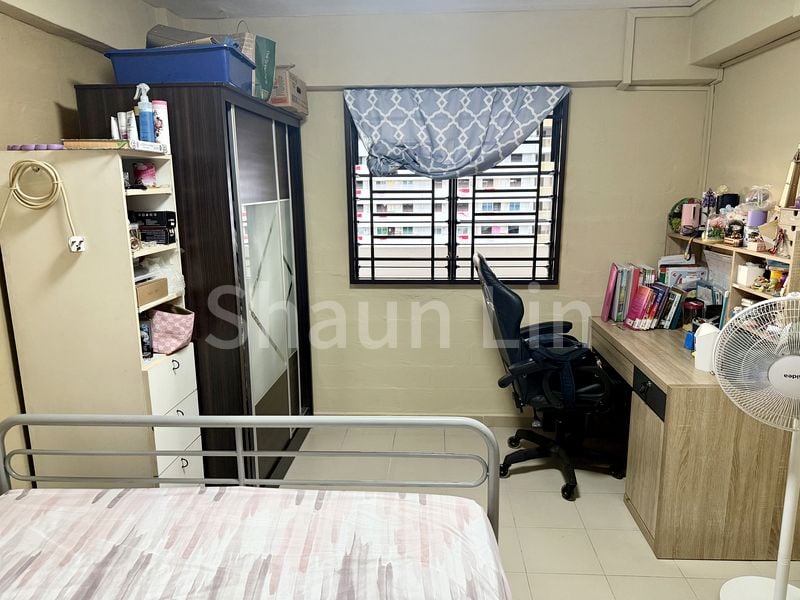 3 Room (3I) HDB for Sale in  2 Bedok South Avenue 1 - Image 3