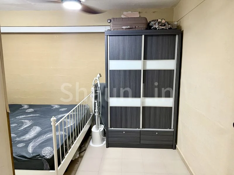 3 Room (3I) HDB for Sale in  2 Bedok South Avenue 1 - Image 4