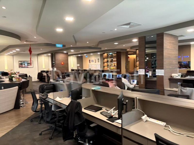 Office for Rent: Exclusive Floor-Fitted Office, Raffles Place - Image 9