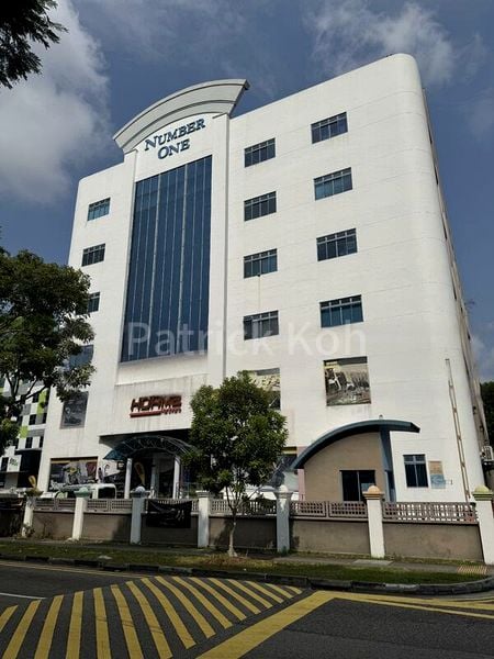 Light Industrial (B1) for Rent: Number One Building - Image 2