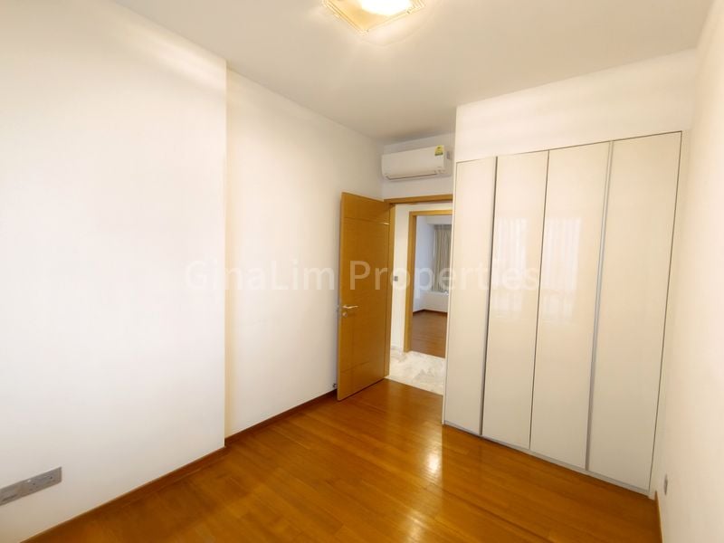 4+1 Bed Condo for Rent in  Suites @ Cairnhill - Image 5