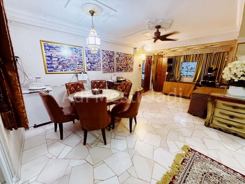 5 Room (5I) HDB for Sale in  706 Choa Chu Kang Street 53 - Image 3