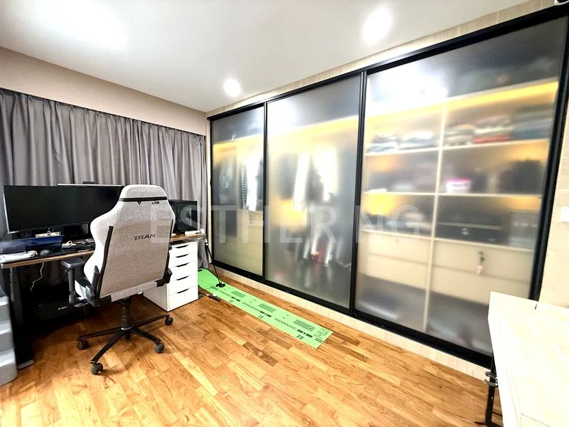 Premium HDB for Sale in  678A Punggol Drive - Image 8