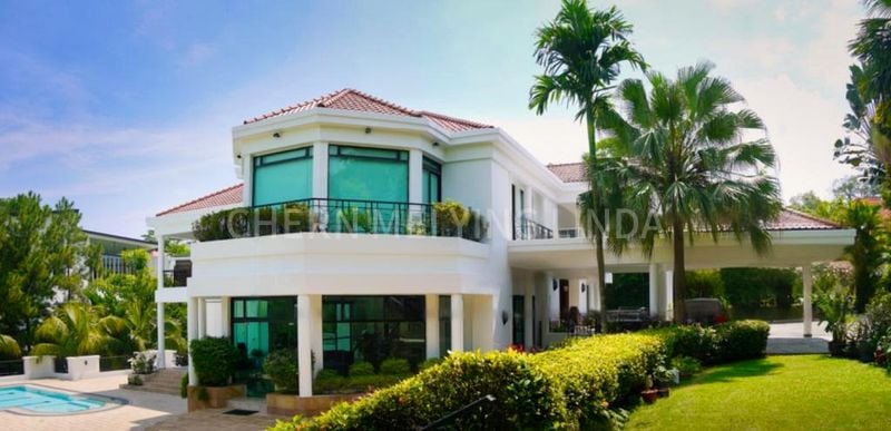 6 Bed Bungalow (Landed) for Rent in Chatsworth Park - Image 1