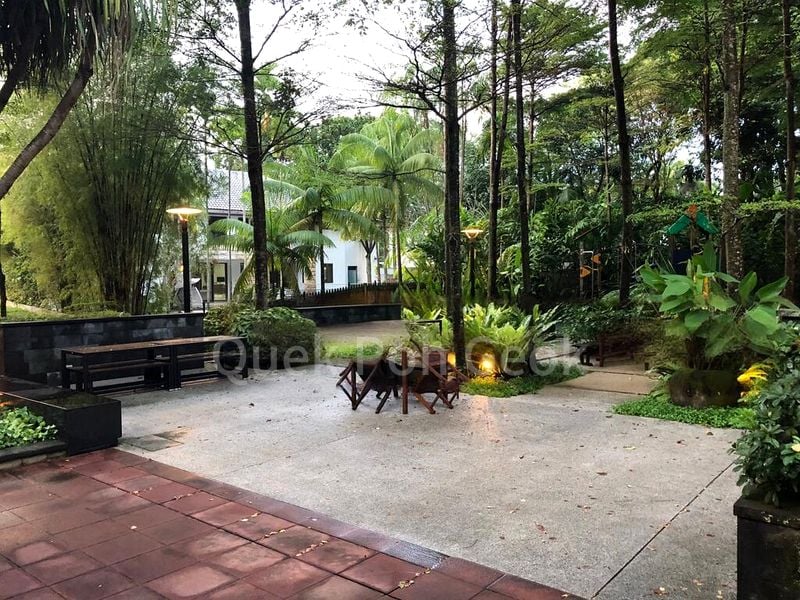 1 Bed Condo for Sale in The Cornwall - Image 2