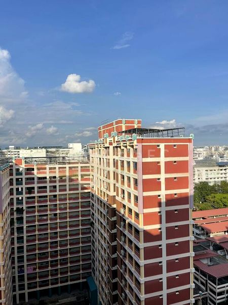 5 Room (5I) HDB for Sale in 648 Jalan Tenaga - Image 2