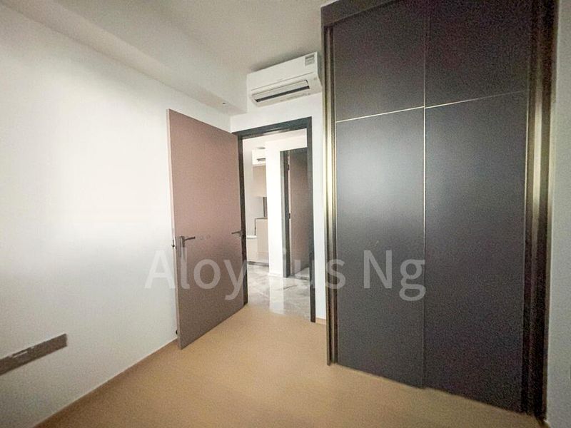 2 Bed Condo for Rent in  Newport Residences / Newport Tower - Image 11