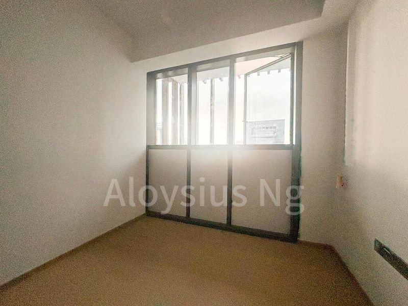 2 Bed Condo for Rent in  Newport Residences / Newport Tower - Image 9