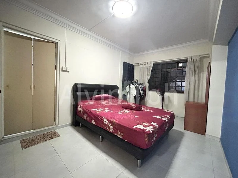 5 Room (5I) HDB for Sale in  330 Sembawang Close - Image 9