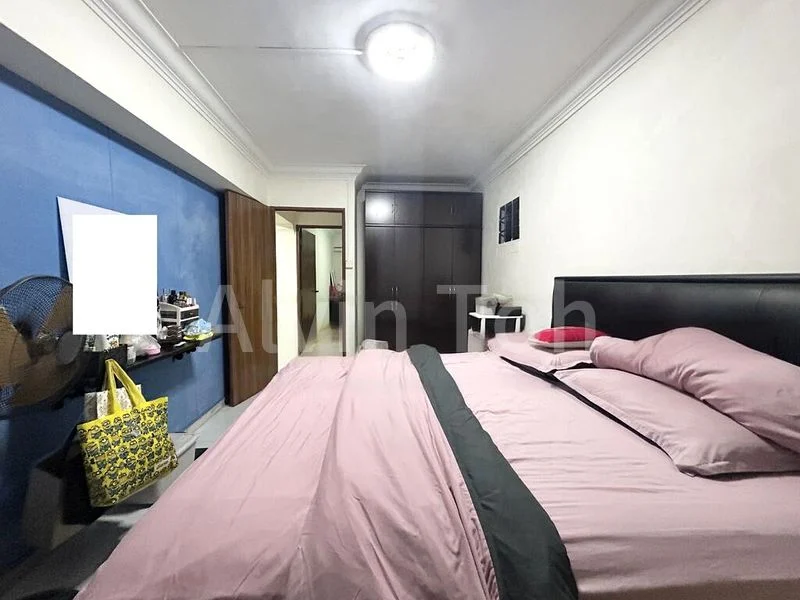5 Room (5I) HDB for Sale in  330 Sembawang Close - Image 4